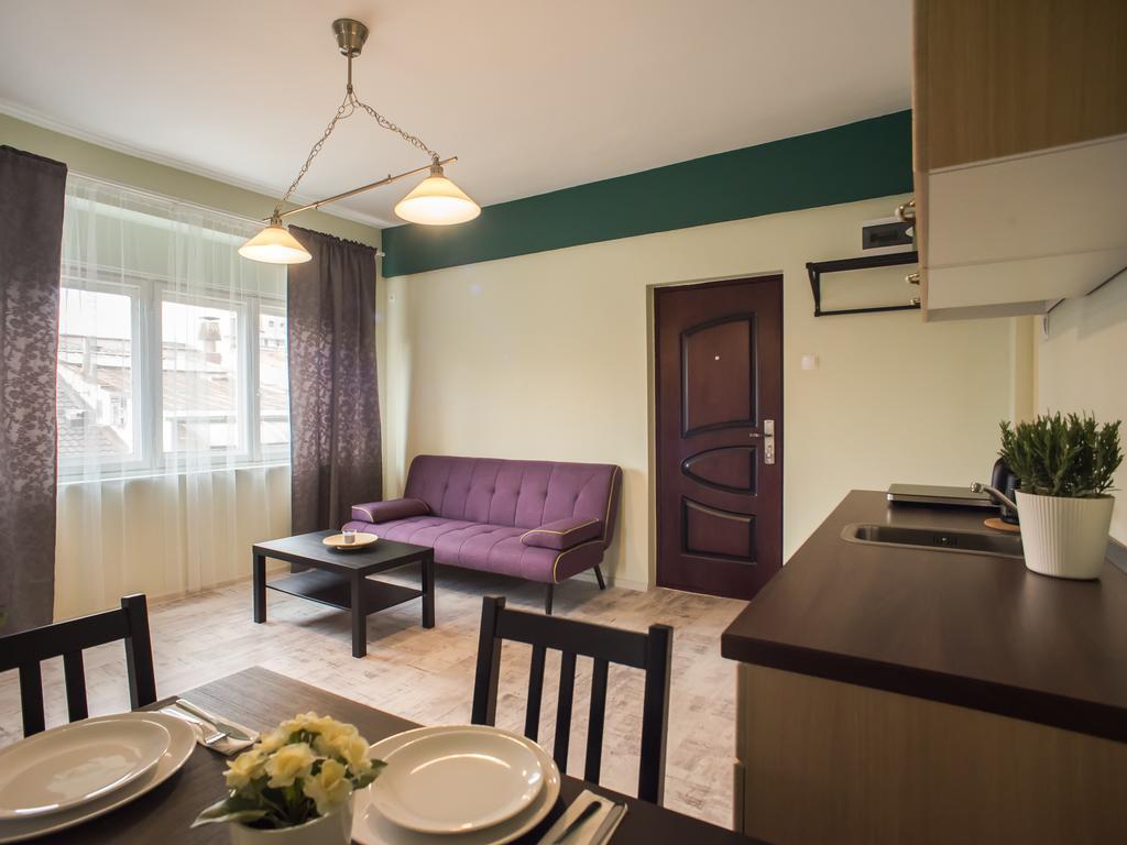 Antic Apartments Bukarest Eksteriør billede