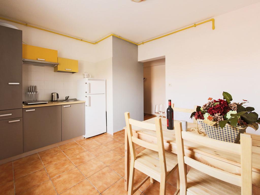 Antic Apartments Bukarest Eksteriør billede
